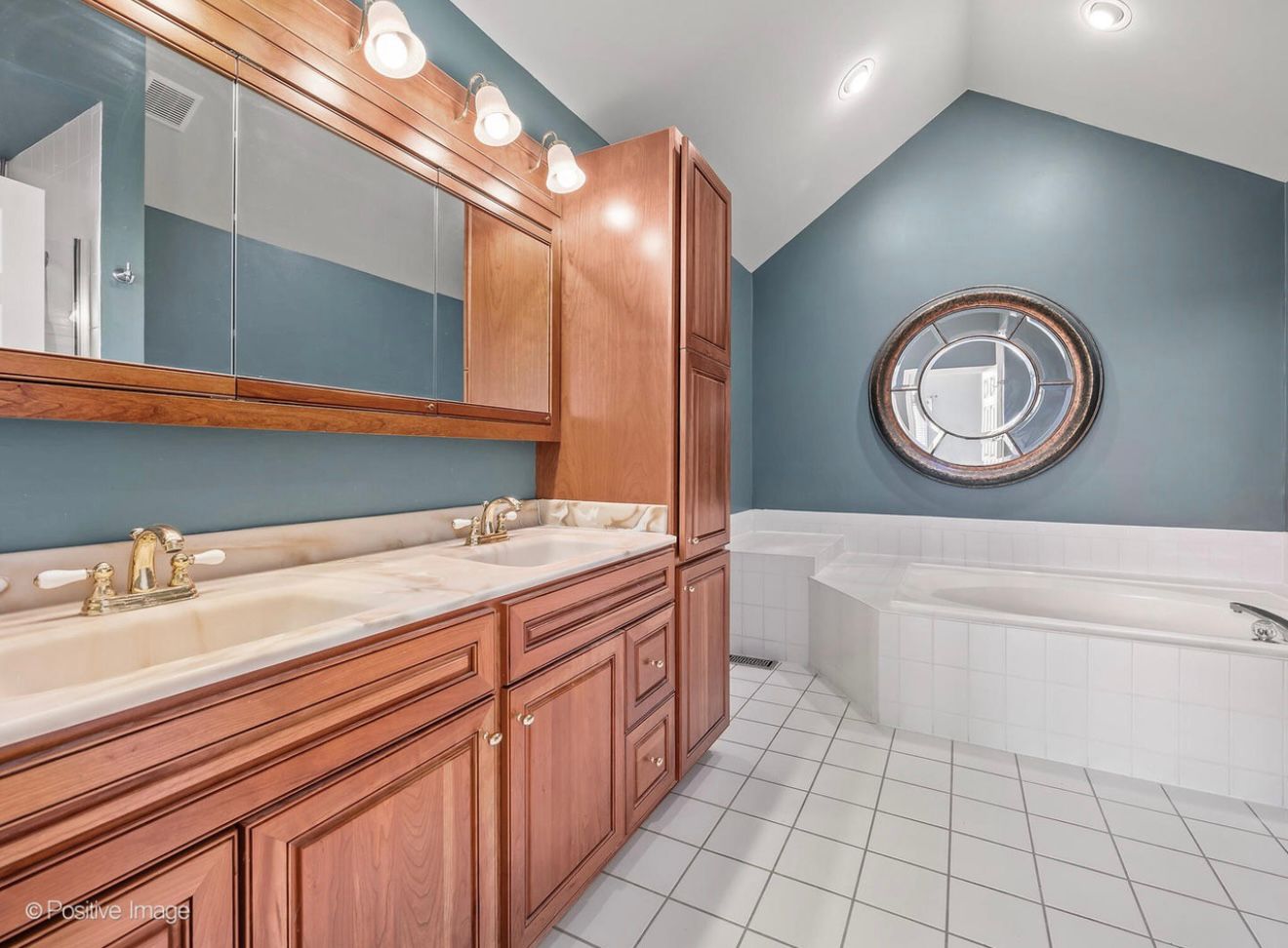 Before - Master Bathroom Naperville